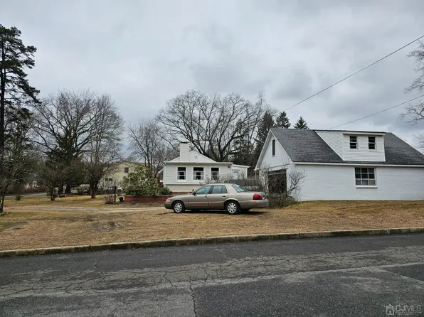 296 Crescent Ave, Spotswood, NJ 08884