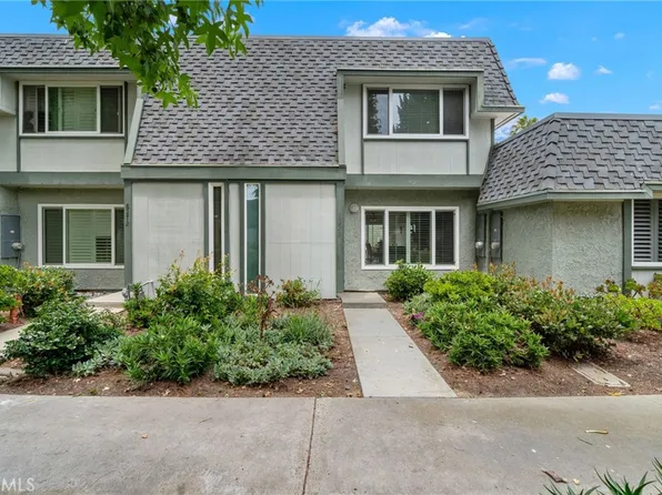 8278 Artista Dr, Huntington Beach, CA 92646