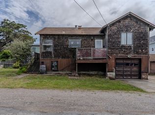 164 Pacific Ave, Pacifica, CA 94044