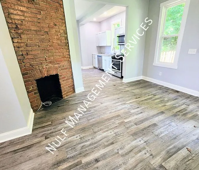 6320 Sawyer St — Photo 3