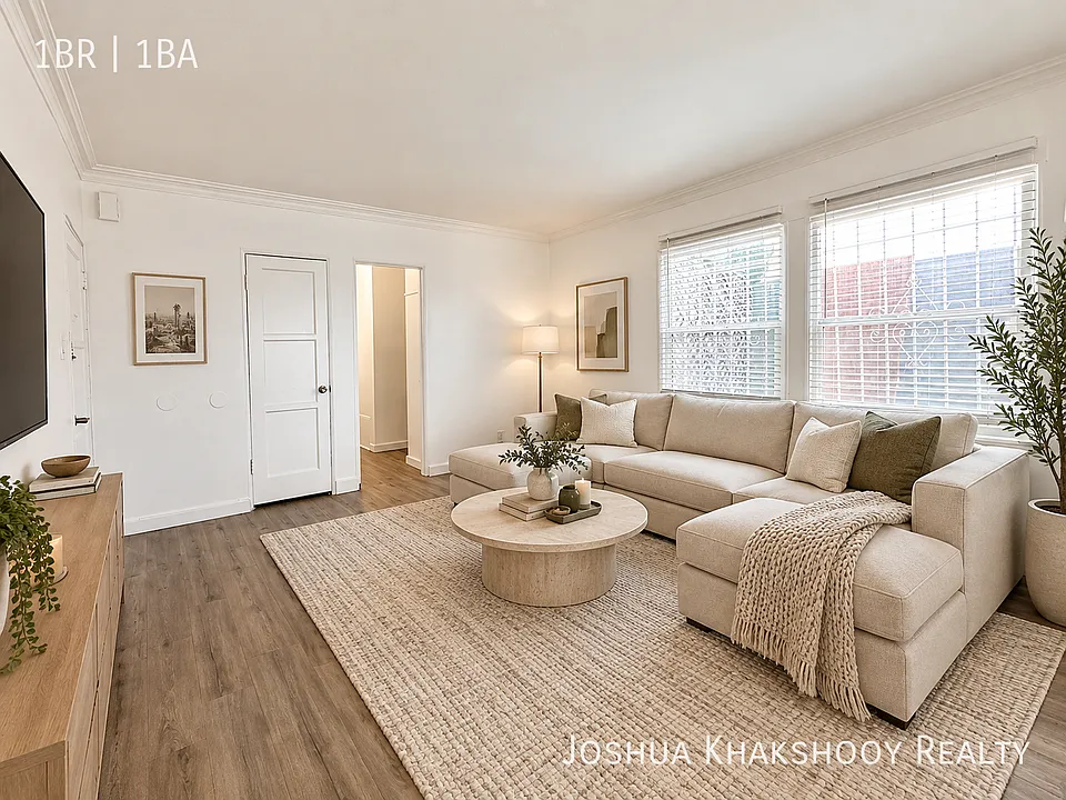 5946 Melrose Ave #3