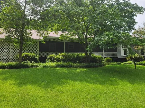 842 Tom Livengood Rd, Winston Salem, NC 27107