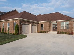130 Sunningdale Dr, Georgetown, KY 40324