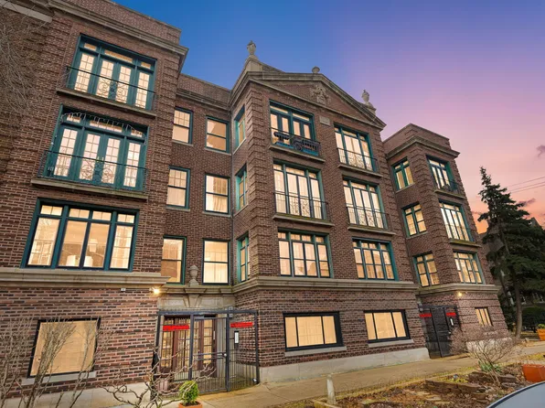 1209 W Farwell Ave APT 3W, Chicago, IL 60626