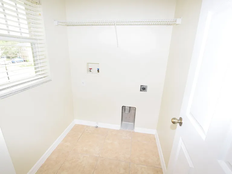 9796 Tivoli Villa Dr — Photo 36