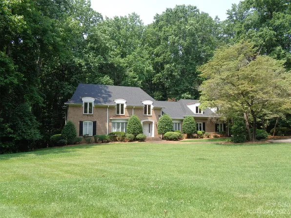 7328 Sardis Rd, Charlotte, NC 28270