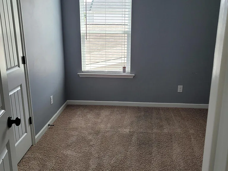 1649 Tralee Ct — Photo 11