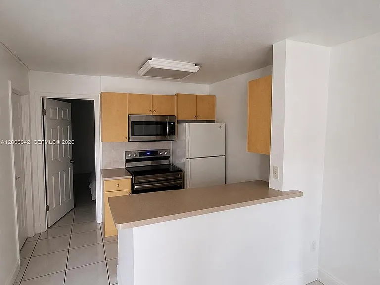 7151 Miami Lakes Dr #P36 — Photo 10