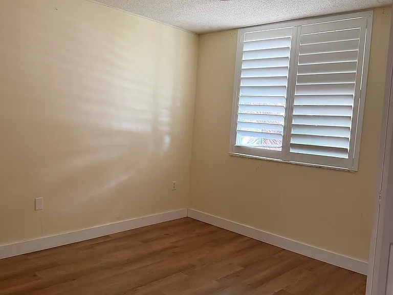 511 SW 111th Ln #111 — Photo 7
