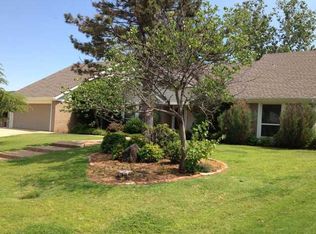 12712 Arrowhead Dr, Oklahoma City, OK 73120