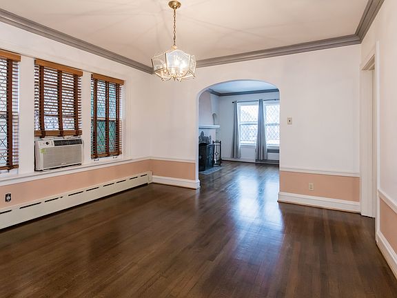 5th image of 6304 N Le Mai Ave