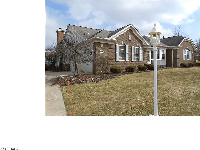 1st image of 391 Stone Bridge Dr