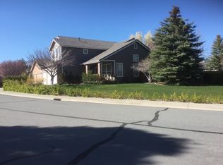 4135 Falling Water Dr, Reno, NV 89519