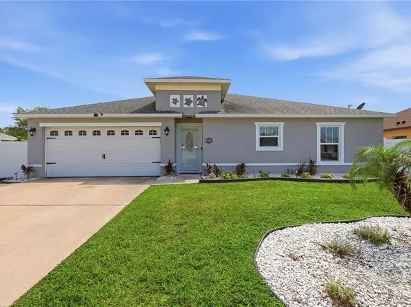 36 Royal Palm Ln, Palm Coast, FL 32164