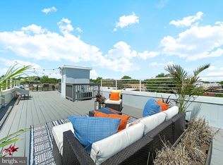 215 17th St SE #2, Washington, DC 20003