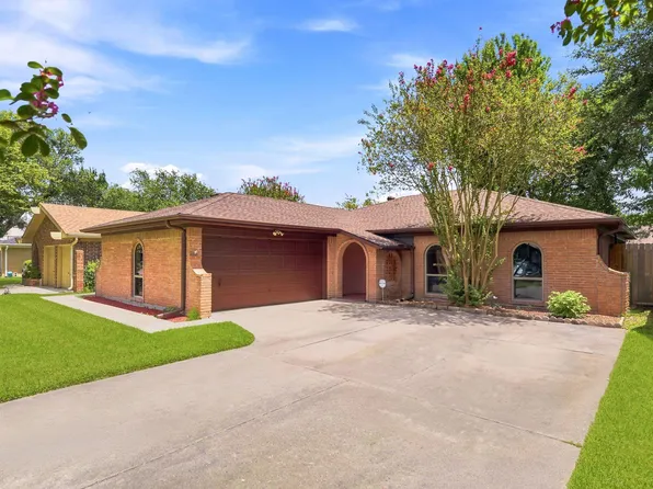 730 Seacliff Dr, Houston, TX 77062