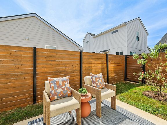 YardHomes Trailside Fenced-in Yards