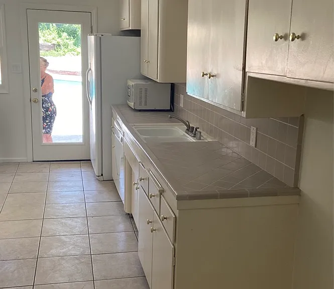 3688 Mount Vernon Ave — Photo 14