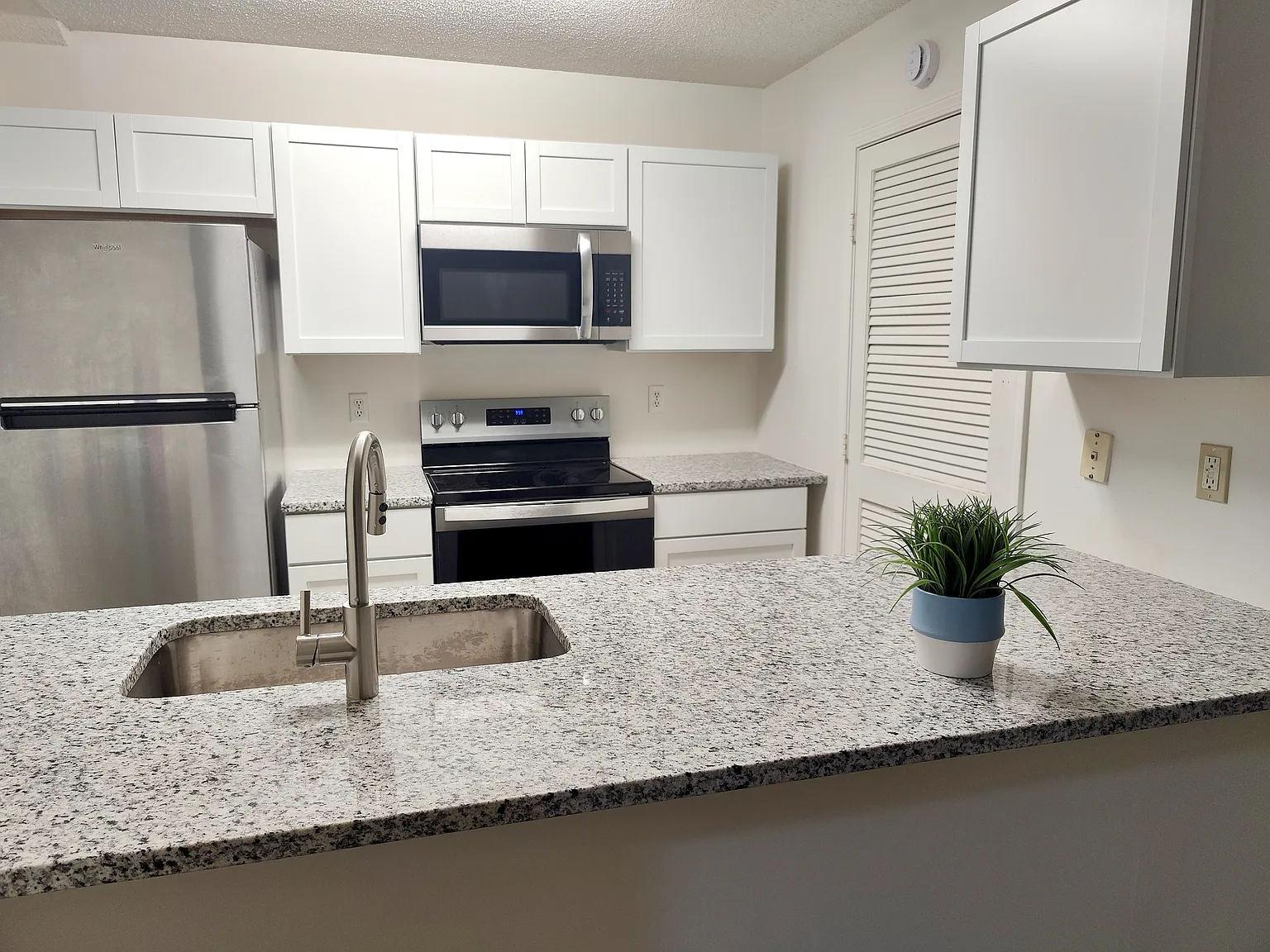4015 Overland Drive - 1 — Photo 3