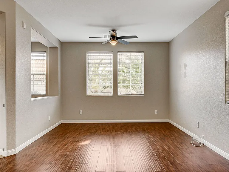 66 Archer Glen Ave — Photo 5