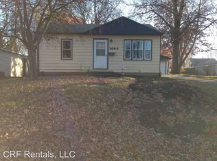 1444 Glenny Ave, Waterloo, IA 50702
