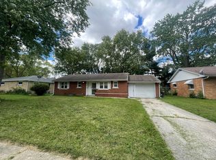 535 N Webster Cir E, Kankakee, IL 60901
