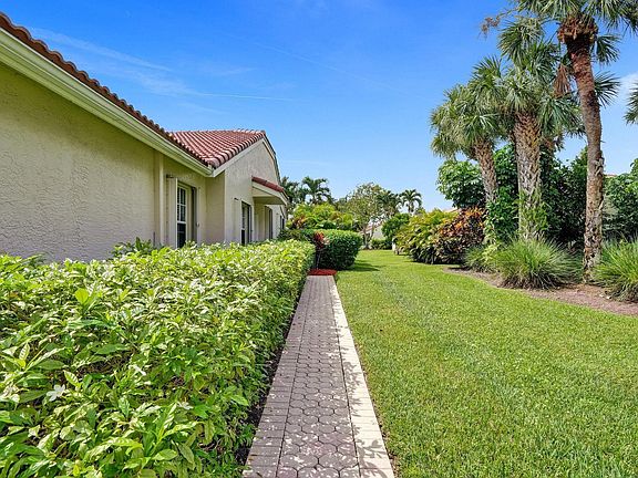 4th image of 6212 Floral Lakes Drive