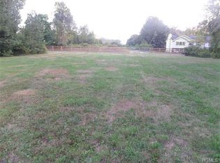 241 Strawridge Rd, Shawangunk, NY 12589