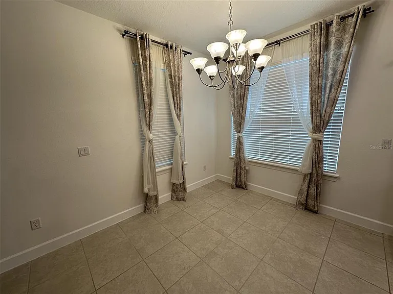 1355 Zeek Ridge St — Photo 10