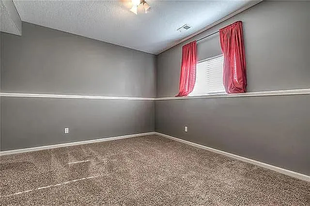 2125 Birch St — Photo 31