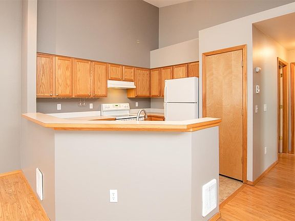 4th image of 9920 E 16th Ave #104