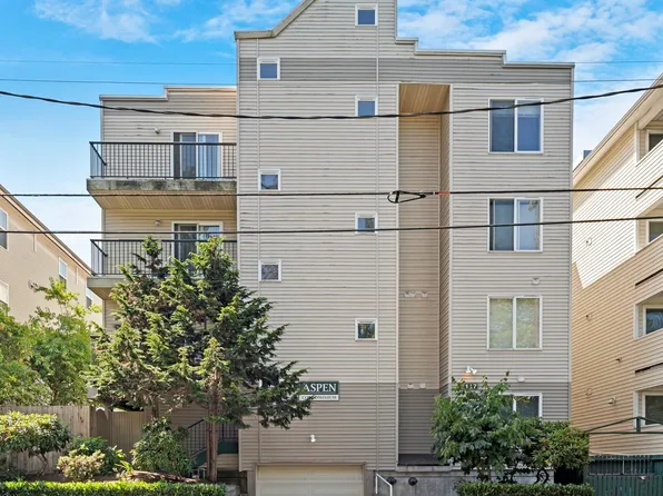 2117 N 107th Street #203, Seattle, WA 98133