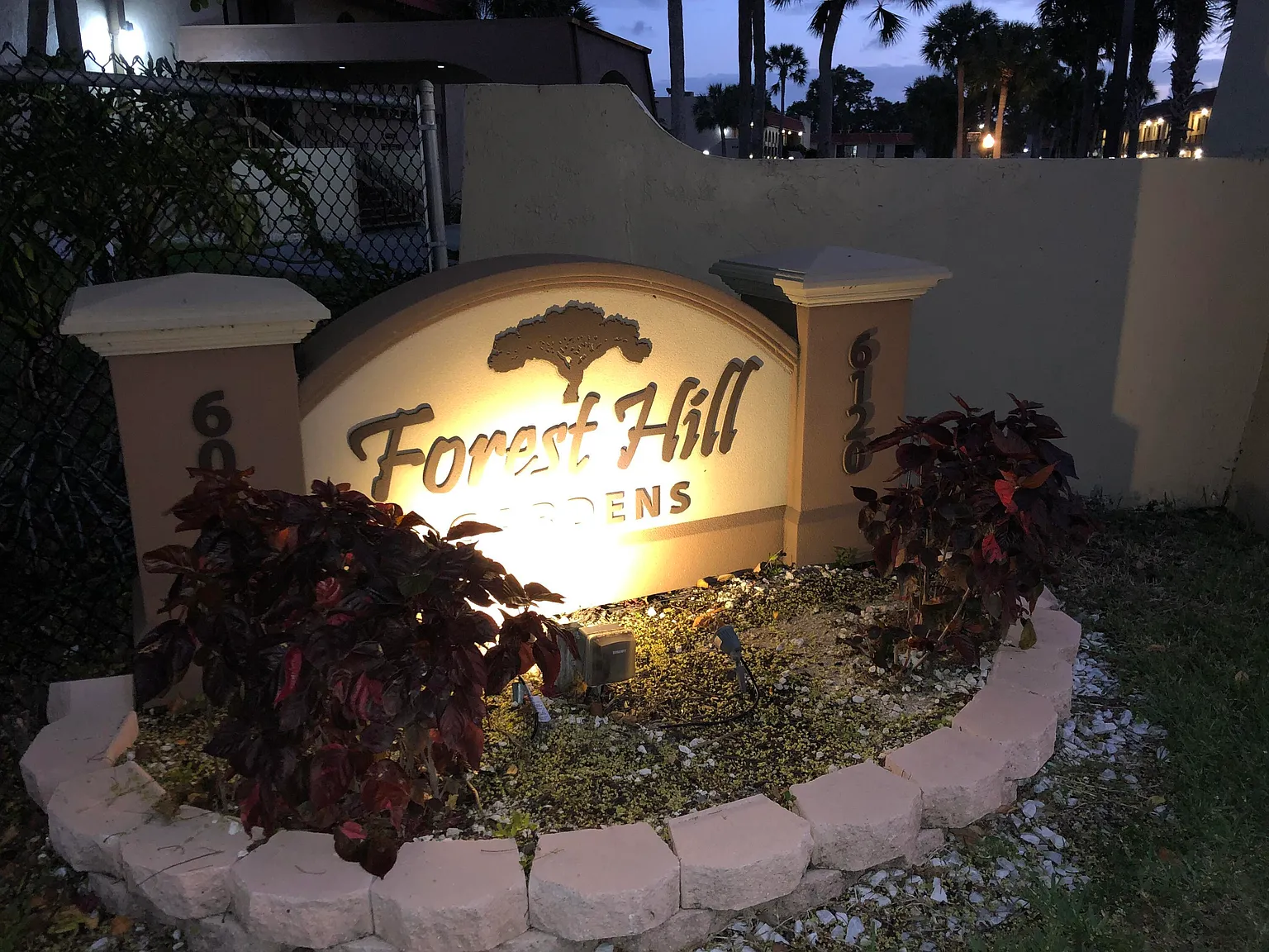 2 bed, 1.0 bath, 728 sqft, $1,850 — Photo 1