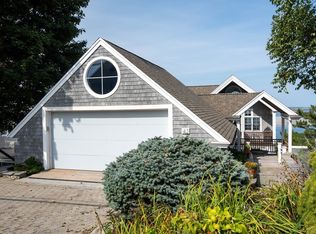 42 Northridge Rd, Ipswich, MA 01938