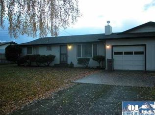 71 Crownview Ln, Sequim, WA 98382