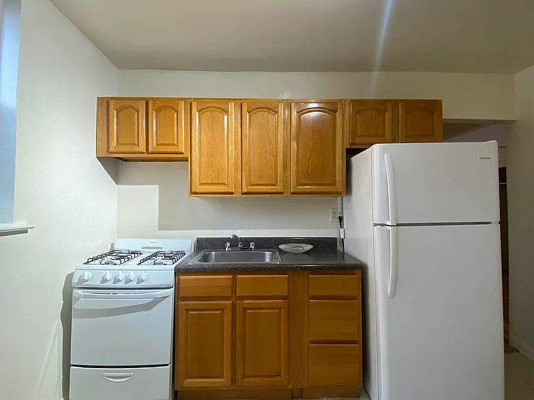 55-05 Woodside Ave #609 — Photo 9