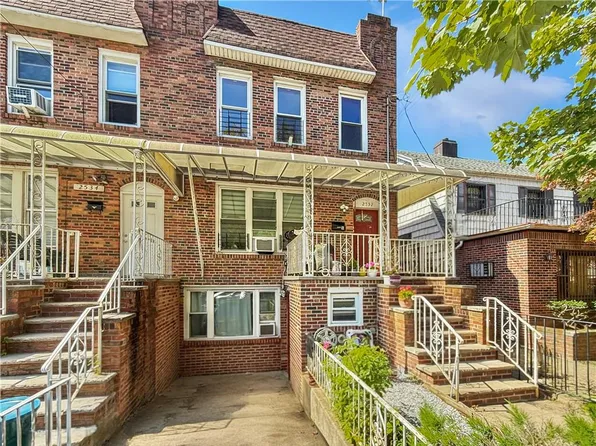 2532 E 26th St, Brooklyn, NY 11235