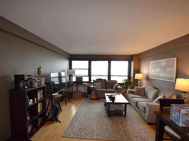 4180 Marine Terrace Apartments — Photo 118