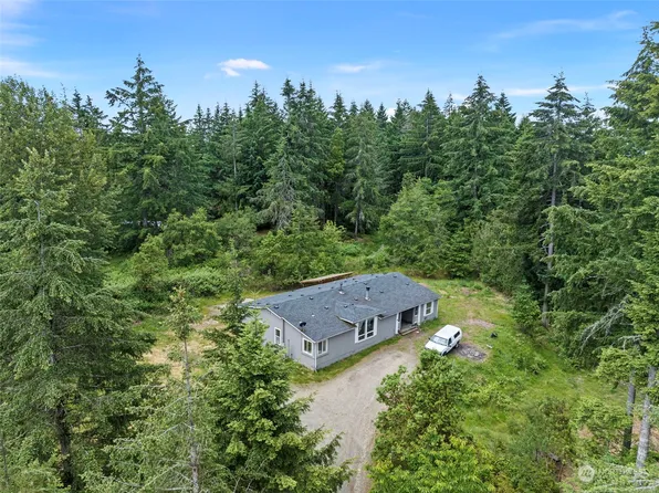 1208 205th Avenue Ct SW, Lakebay, WA 98349