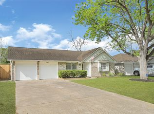 5910 Verdome Ln, Houston, TX 77092
