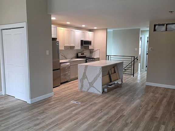 2nd image of 12702 Knights Rd