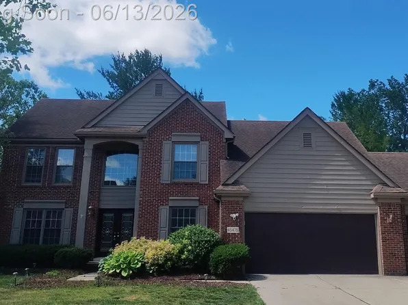 45475 Irvine Dr, Novi, MI 48374