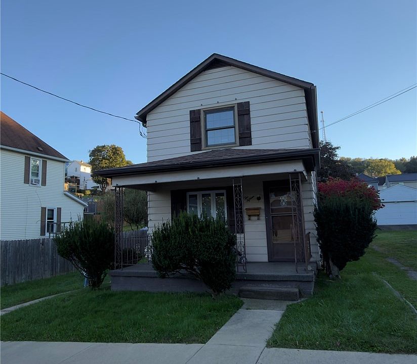 1st image of 215 Lowell St