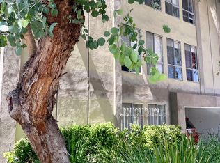 145 N Almont Dr #5, Beverly Hills, CA 90211