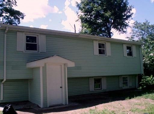 5th image of 47 Eaton St