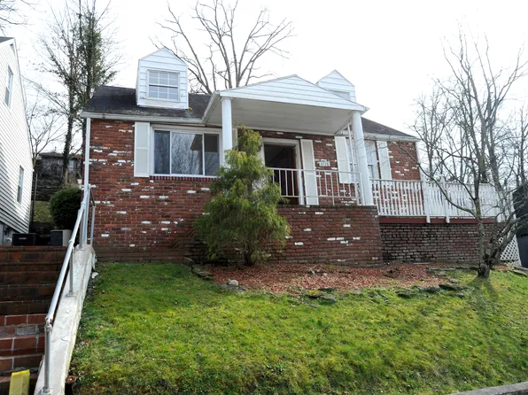 1718 Claire St, Charleston, WV 25302