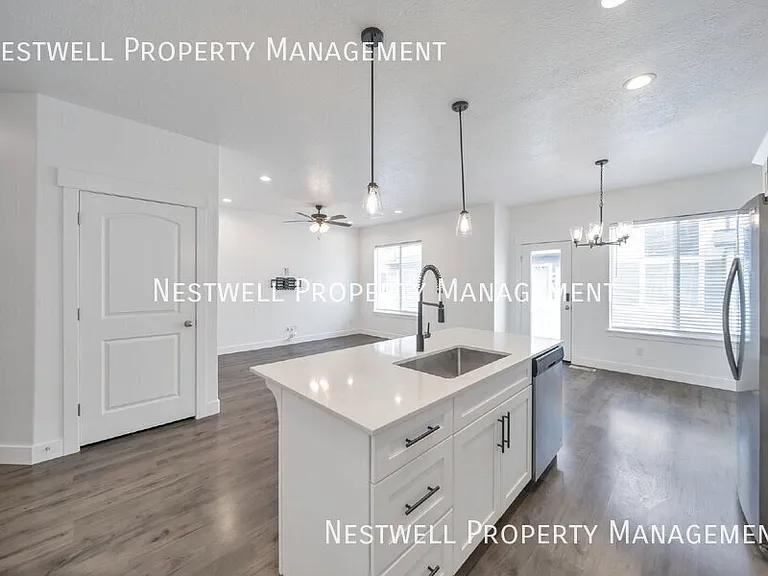 1628 N 3790 W — Photo 6