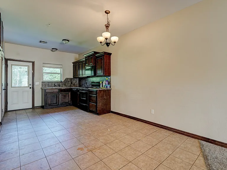2220 W Utah Ave — Photo 11