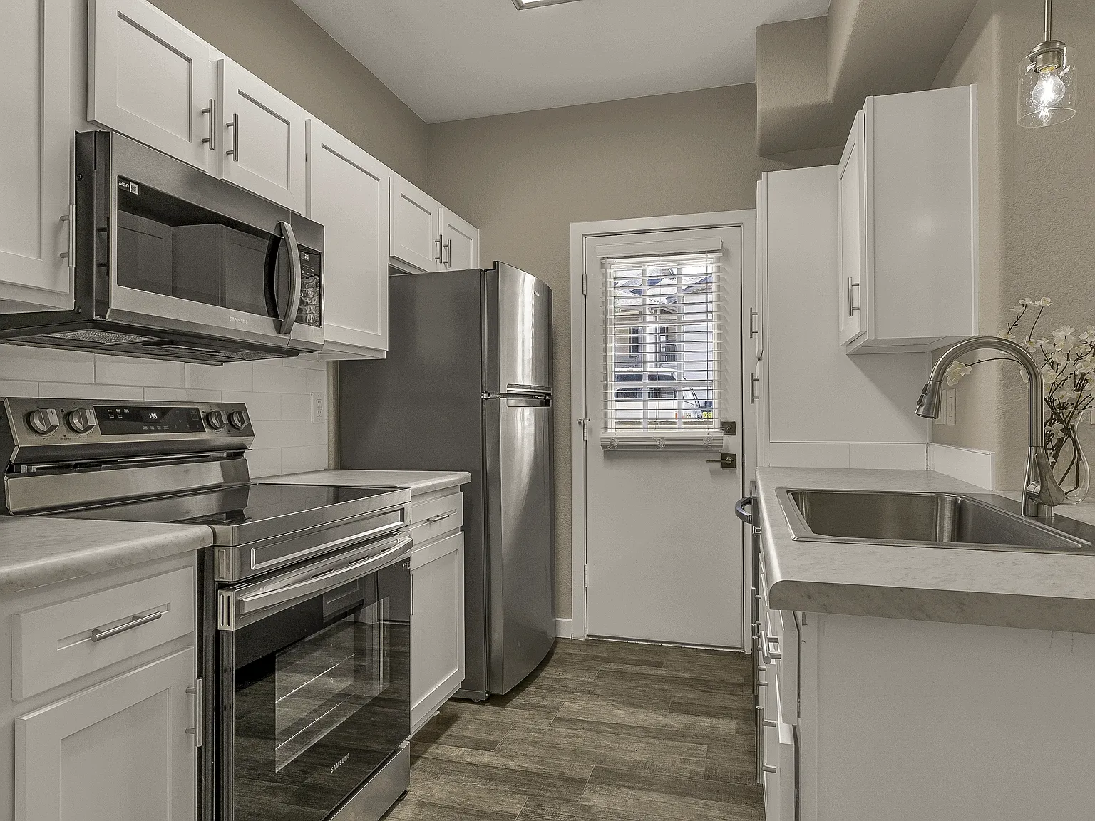 V733 4343 East Soliere Avenue Unit 1030 - 1 — Photo 4