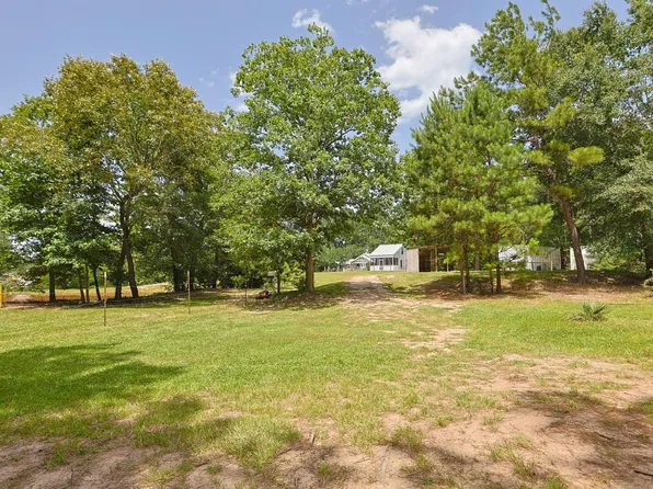 7420 Jackson Rd, Montgomery, TX 77316